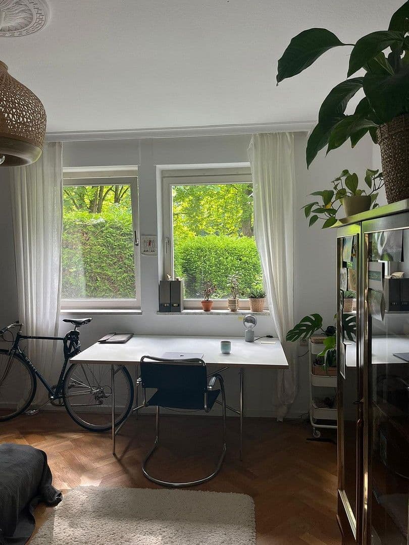 Prodej bytu 4+1 118 m², Poppelsdorfer Allee 40, Bonn, Severní Porýní-Vestfálsko Prodej bytu 4+1 118 m², Poppelsdorfer Allee 40, Bonn, Severní Porýní-Vestfálsko