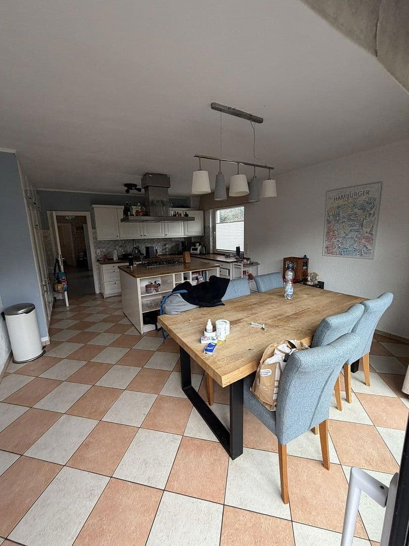 Prodej domu 174 m², pozemek 611 m², Elmshorn, Šlesvicko-Holštýnsko Prodej domu 174 m², pozemek 611 m², Elmshorn, Šlesvicko-Holštýnsko