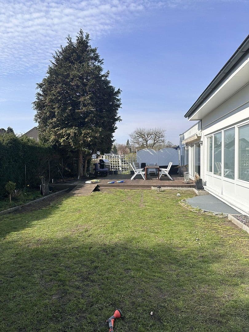 Prodej domu 174 m², pozemek 611 m², Elmshorn, Šlesvicko-Holštýnsko Prodej domu 174 m², pozemek 611 m², Elmshorn, Šlesvicko-Holštýnsko
