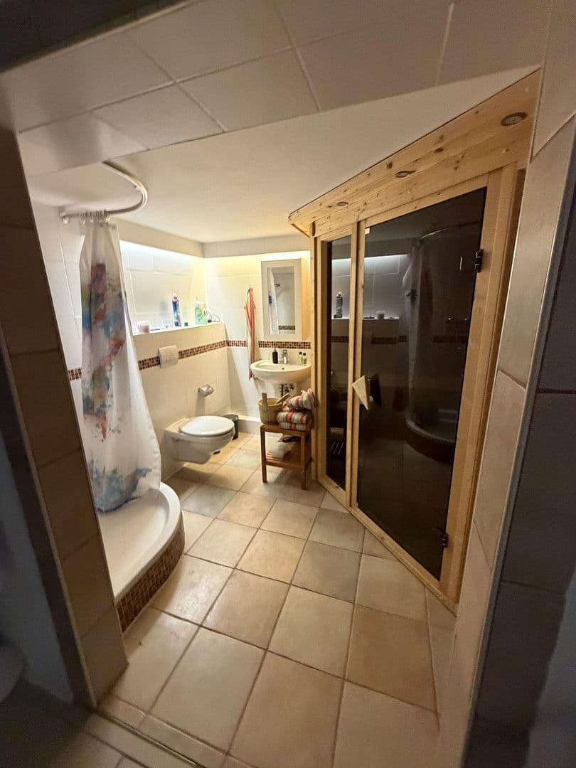 Prodej domu 174 m², pozemek 611 m², Elmshorn, Šlesvicko-Holštýnsko Prodej domu 174 m², pozemek 611 m², Elmshorn, Šlesvicko-Holštýnsko