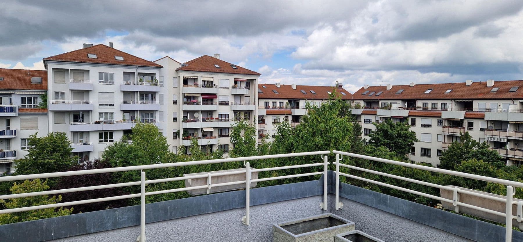 Prodej bytu 5+1 195 m², Dr.-Otto-Meyer-Strasse, 15 F, Augsburg, Bavorsko Prodej bytu 5+1 195 m², Dr.-Otto-Meyer-Strasse, 15 F, Augsburg, Bavorsko