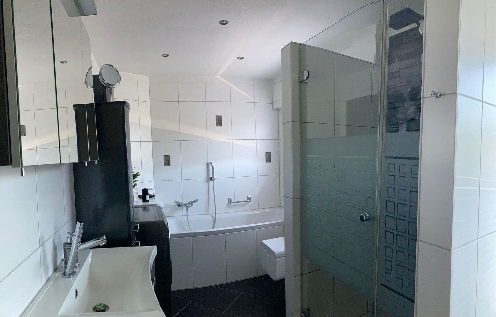 Prodej domu 195 m², pozemek 1.289 m², Merenberg, Hessen Prodej domu 195 m², pozemek 1.289 m², Merenberg, Hessen