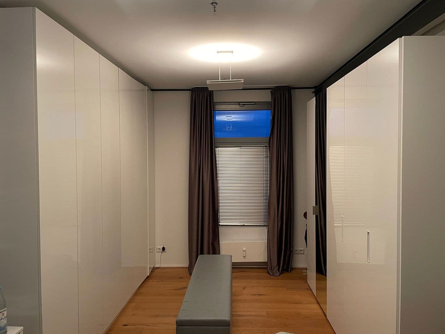 Pronájem bytu 3+1 144 m², Hürth, Severní Porýní-Vestfálsko Pronájem bytu 3+1 144 m², Hürth, Severní Porýní-Vestfálsko
