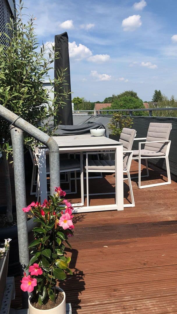 Pronájem bytu 3+1 144 m², Hürth, Severní Porýní-Vestfálsko Pronájem bytu 3+1 144 m², Hürth, Severní Porýní-Vestfálsko