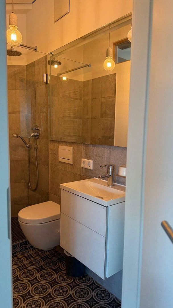 Pronájem bytu 3+1 144 m², Hürth, Severní Porýní-Vestfálsko Pronájem bytu 3+1 144 m², Hürth, Severní Porýní-Vestfálsko