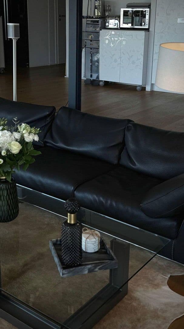 Pronájem bytu 3+1 144 m², Hürth, Severní Porýní-Vestfálsko Pronájem bytu 3+1 144 m², Hürth, Severní Porýní-Vestfálsko