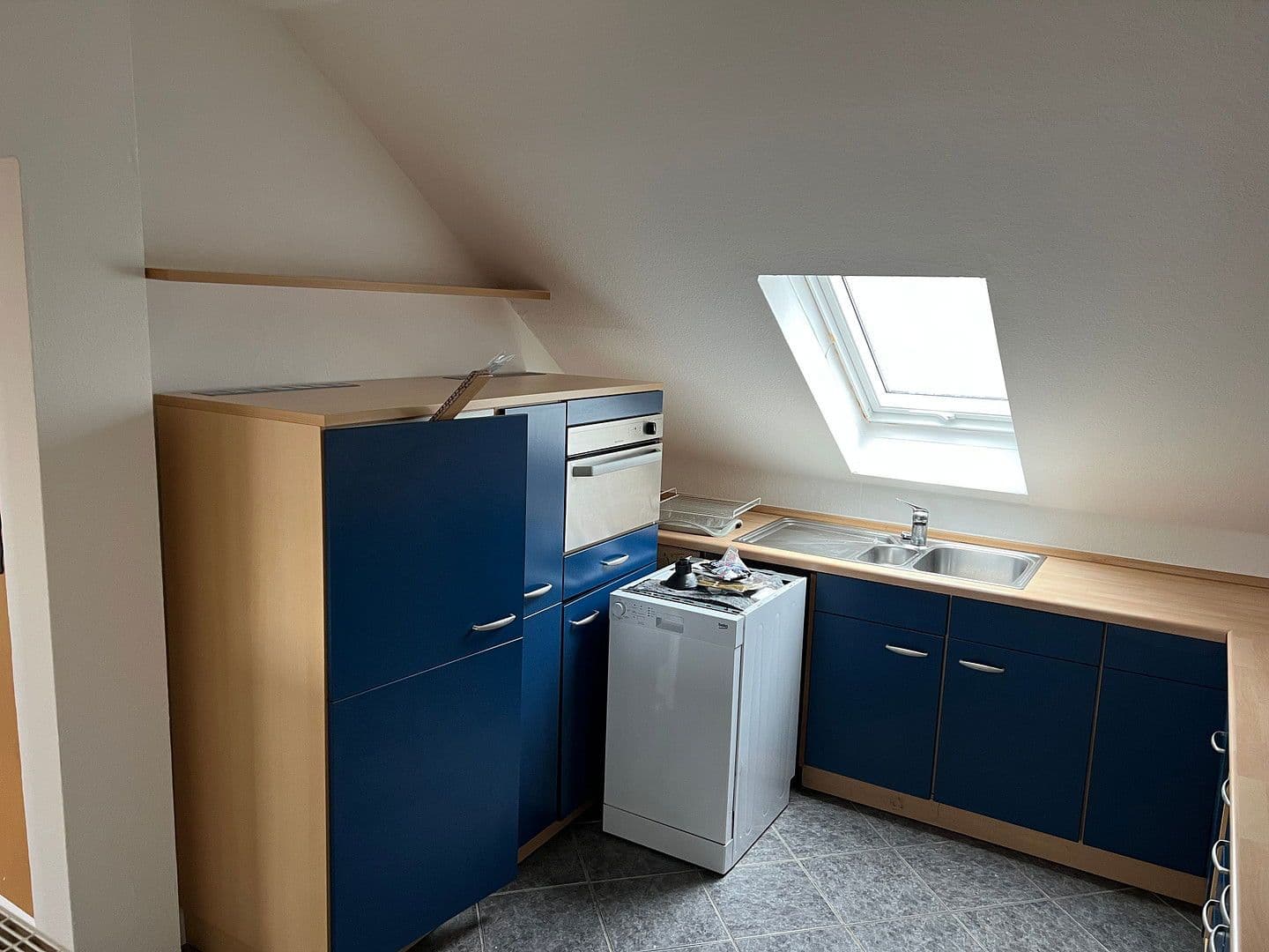 Pronájem bytu 3+1 83 m², Alsdorf, Severní Porýní-Vestfálsko Pronájem bytu 3+1 83 m², Alsdorf, Severní Porýní-Vestfálsko