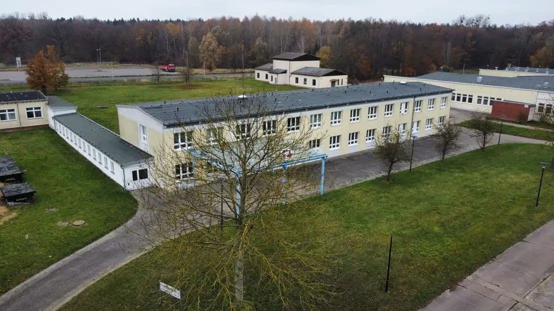 Prodej nebytového prostoru 28.300 m², Lützowstr. 1, Stavenhagen, Mecklenburg-Vorpommern Prodej nebytového prostoru 28.300 m², Lützowstr. 1, Stavenhagen, Mecklenburg-Vorpommern