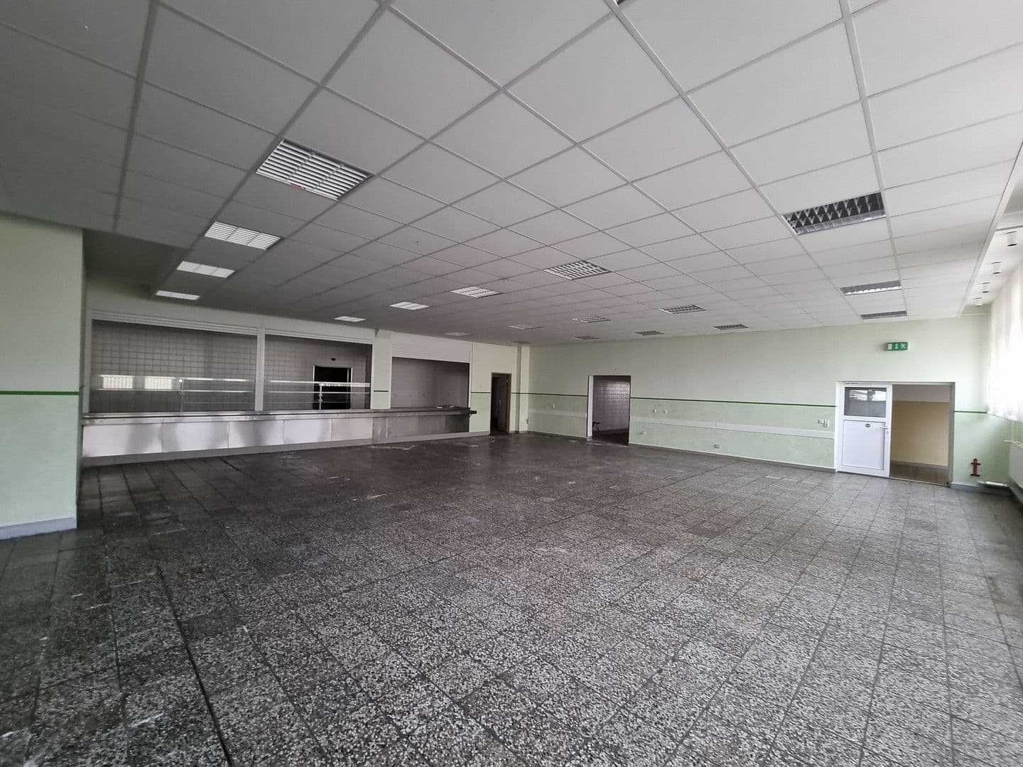 Prodej nebytového prostoru 28.300 m², Lützowstr. 1, Stavenhagen, Mecklenburg-Vorpommern Prodej nebytového prostoru 28.300 m², Lützowstr. 1, Stavenhagen, Mecklenburg-Vorpommern