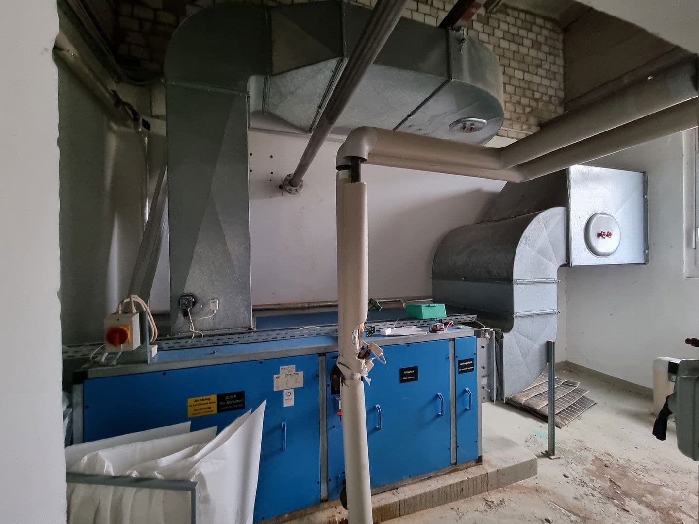 Prodej nebytového prostoru 28.300 m², Lützowstr. 1, Stavenhagen, Mecklenburg-Vorpommern Prodej nebytového prostoru 28.300 m², Lützowstr. 1, Stavenhagen, Mecklenburg-Vorpommern