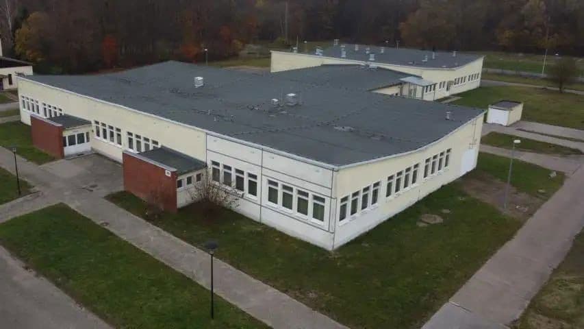 Prodej nebytového prostoru 28.300 m², Lützowstr. 1, Stavenhagen, Mecklenburg-Vorpommern Prodej nebytového prostoru 28.300 m², Lützowstr. 1, Stavenhagen, Mecklenburg-Vorpommern