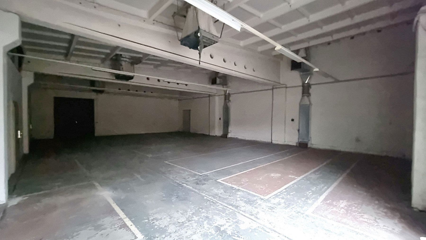 Prodej nebytového prostoru 28.300 m², Lützowstr. 1, Stavenhagen, Mecklenburg-Vorpommern Prodej nebytového prostoru 28.300 m², Lützowstr. 1, Stavenhagen, Mecklenburg-Vorpommern