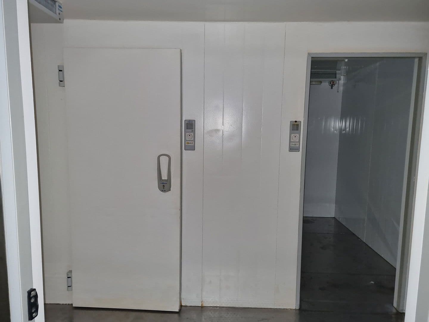 Prodej nebytového prostoru 28.300 m², Lützowstr. 1, Stavenhagen, Mecklenburg-Vorpommern Prodej nebytového prostoru 28.300 m², Lützowstr. 1, Stavenhagen, Mecklenburg-Vorpommern