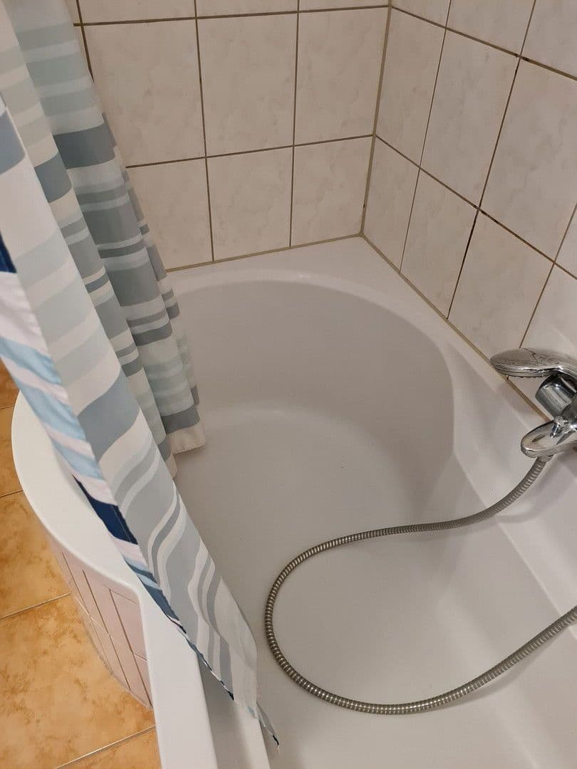 Pronájem bytu 3+1 64 m², Gelnhausen, Hessen Pronájem bytu 3+1 64 m², Gelnhausen, Hessen