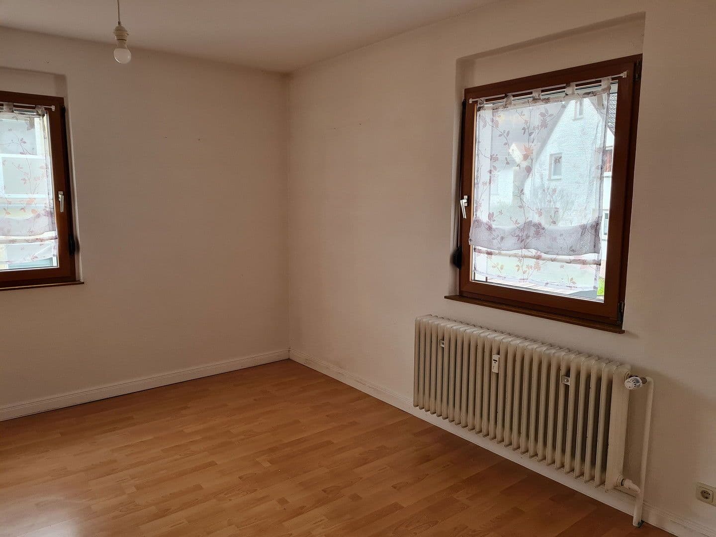 Pronájem bytu 3+1 64 m², Gelnhausen, Hessen Pronájem bytu 3+1 64 m², Gelnhausen, Hessen