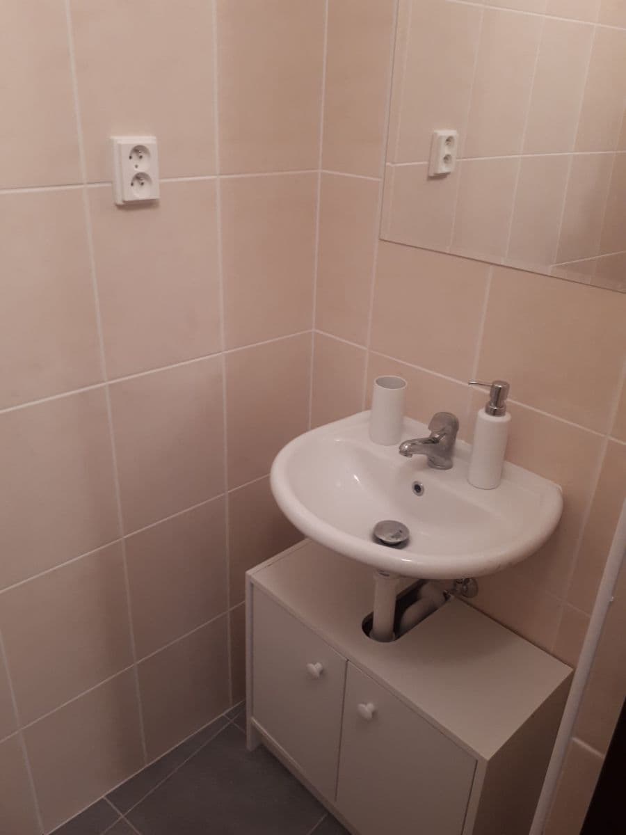 Pronájem bytu 1+kk 68 m², Šimáčkova, Brno, Jihomoravský kraj Pronájem bytu 1+kk 68 m², Šimáčkova, Brno, Jihomoravský kraj