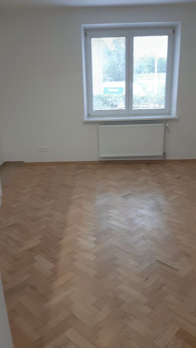 Pronájem bytu 1+kk 35 m², U Stojanu, Praha, Praha Pronájem bytu 1+kk 35 m², U Stojanu, Praha, Praha