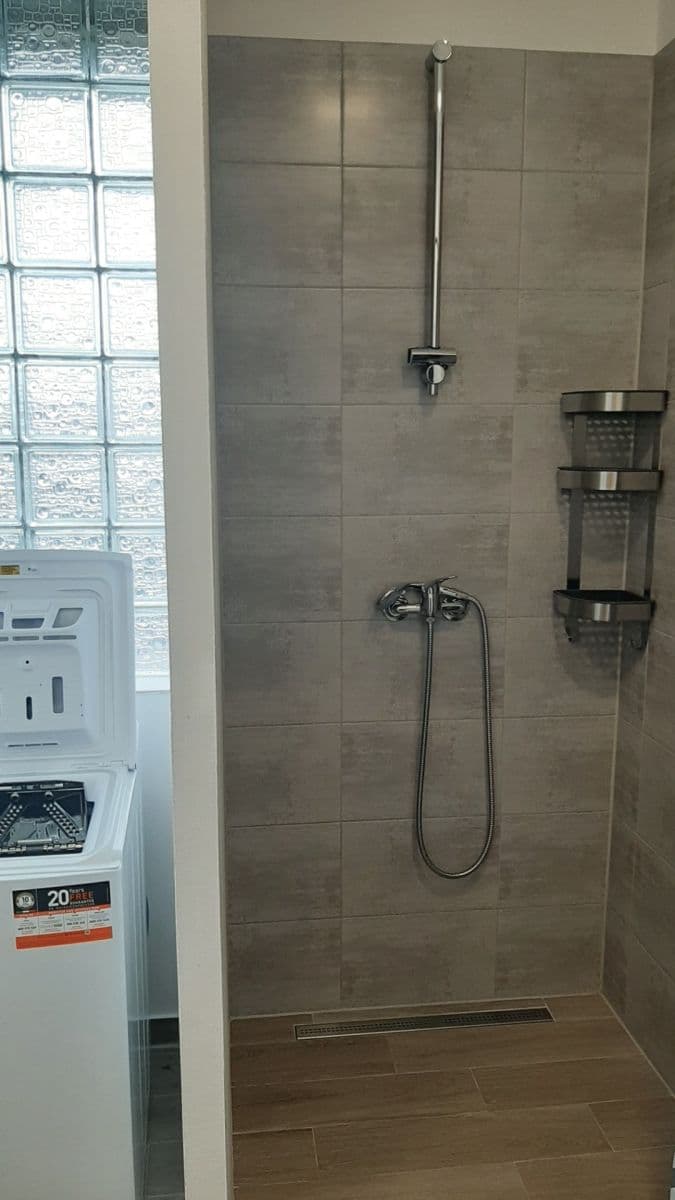 Pronájem bytu 1+kk 35 m², U Stojanu, Praha, Praha Pronájem bytu 1+kk 35 m², U Stojanu, Praha, Praha
