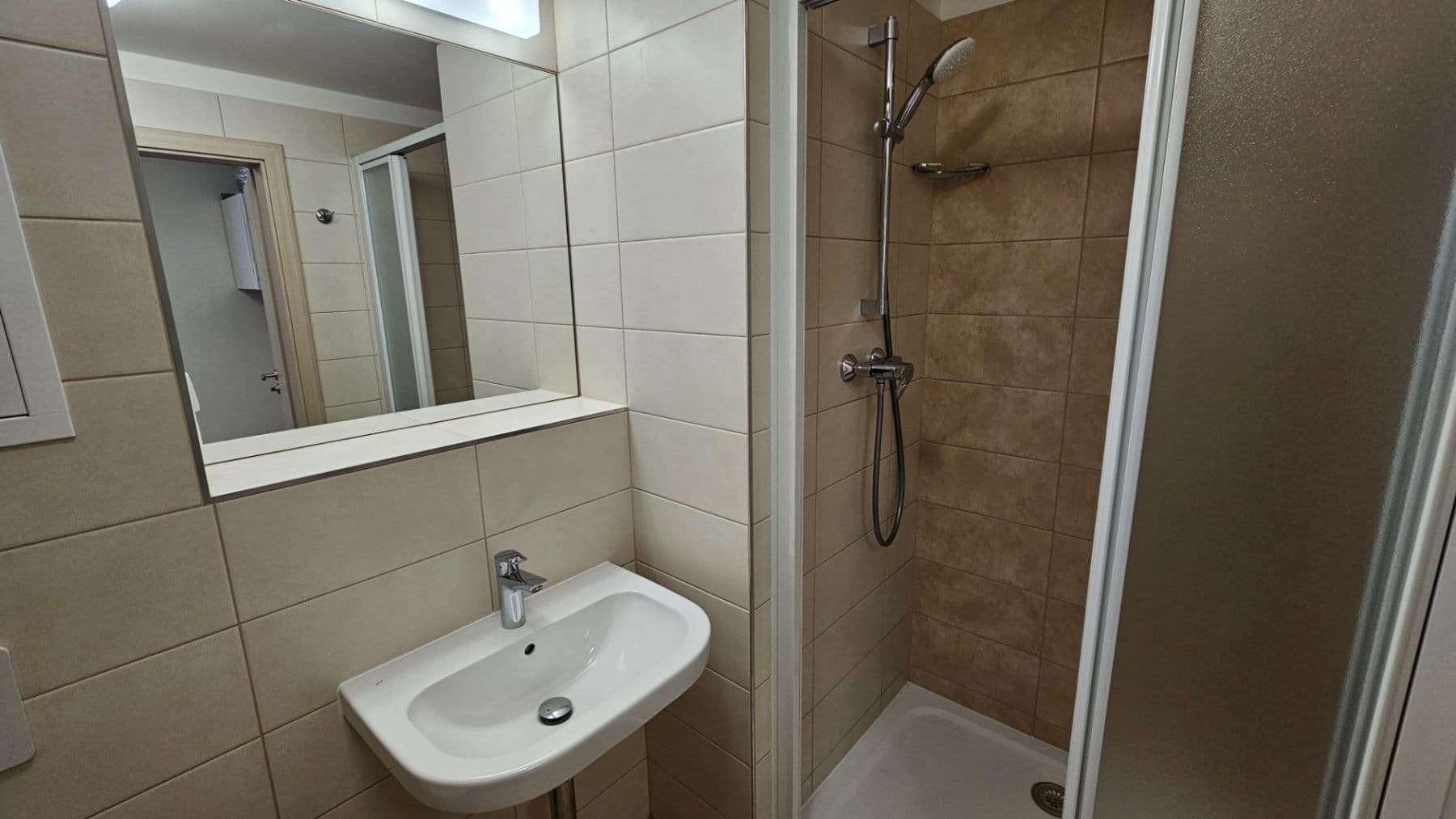 Pronájem bytu 2+kk 53 m², Sinkulova, Praha, Praha Pronájem bytu 2+kk 53 m², Sinkulova, Praha, Praha