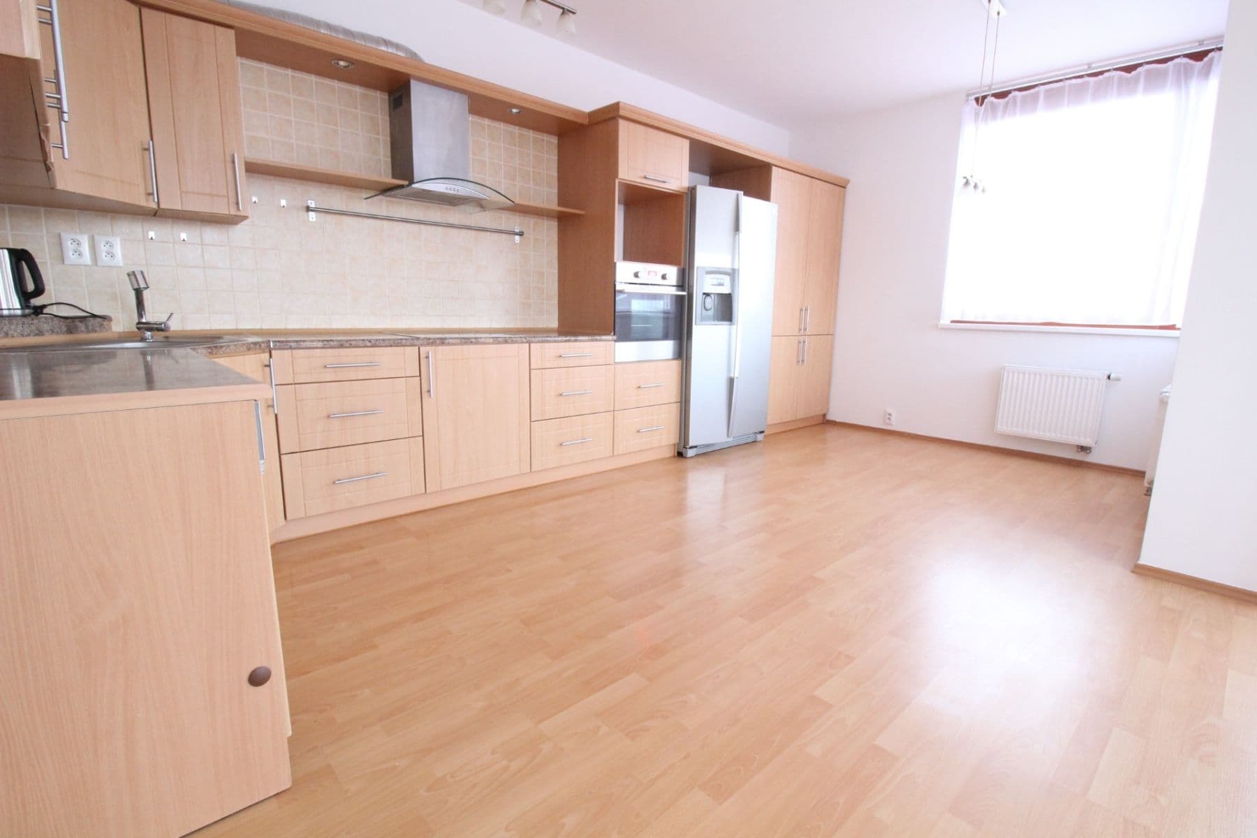 Pronájem bytu 2+kk 55 m², Laudonova, Praha, Praha Pronájem bytu 2+kk 55 m², Laudonova, Praha, Praha