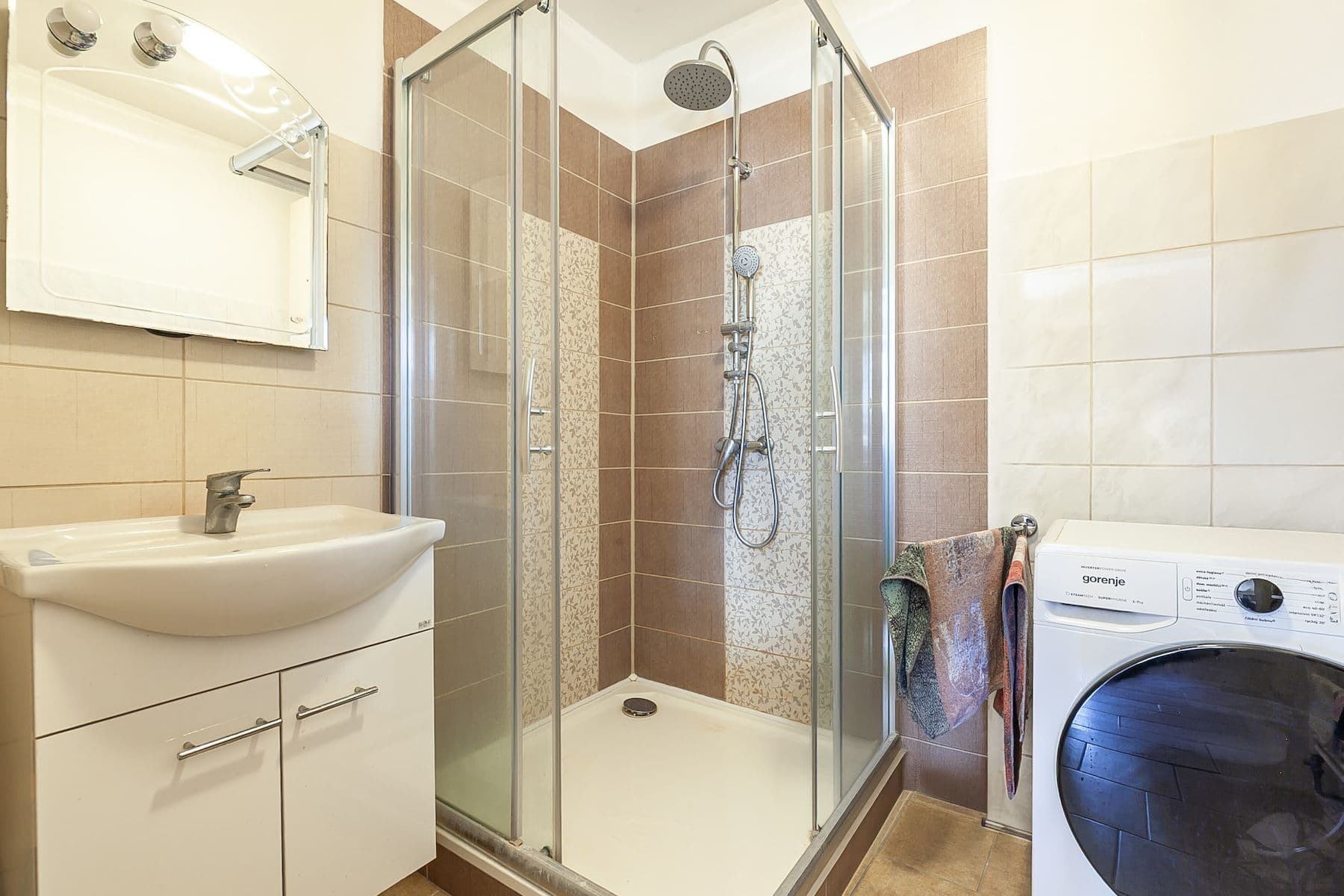 Prodej domu 110 m², pozemek 535 m², Křižíkova, Liberec, Liberecký kraj Prodej domu 110 m², pozemek 535 m², Křižíkova, Liberec, Liberecký kraj