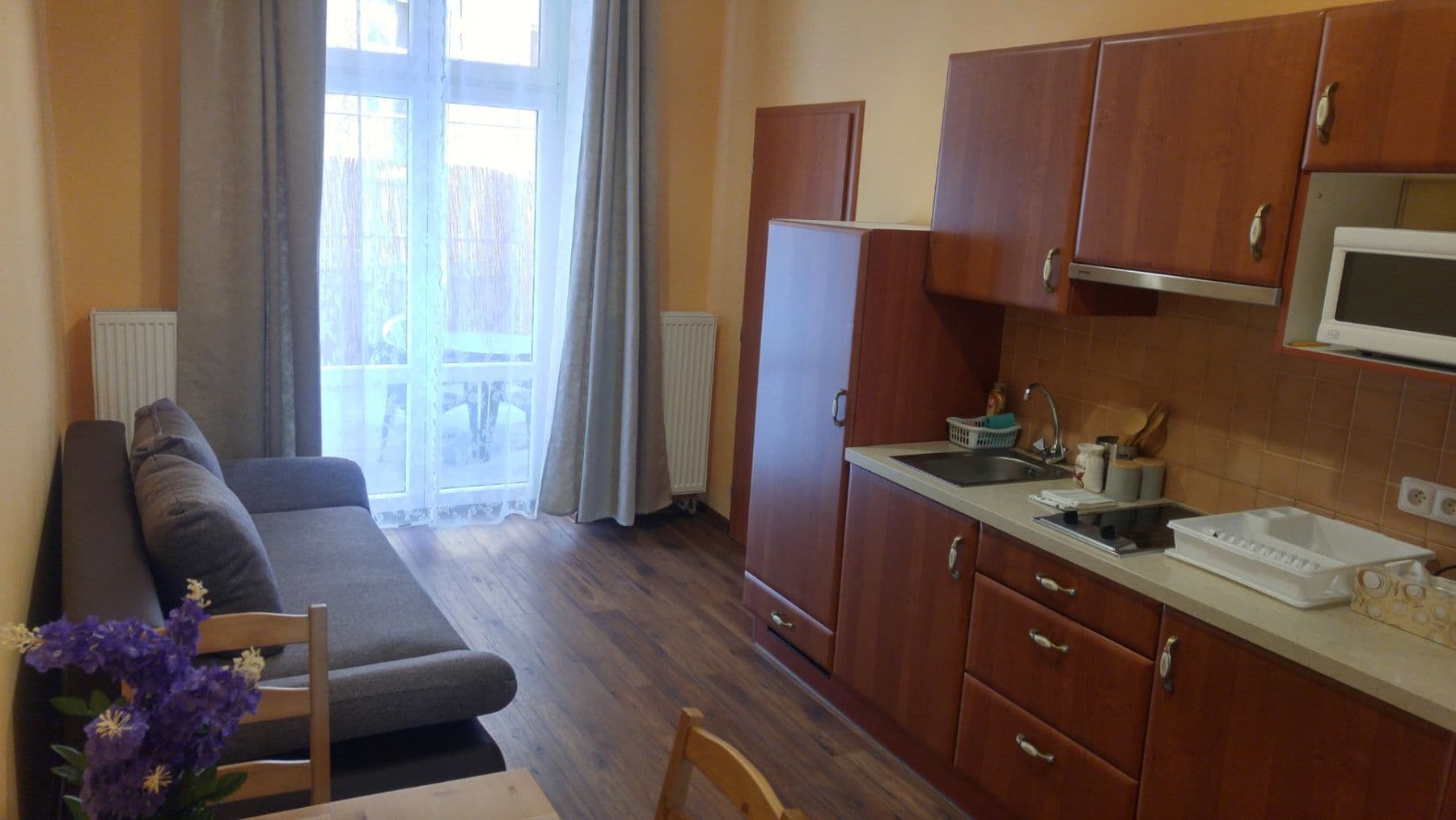Pronájem bytu 1+1 50 m², Dr. Davida Bechera, Karlovy Vary, Karlovarský kraj Pronájem bytu 1+1 50 m², Dr. Davida Bechera, Karlovy Vary, Karlovarský kraj