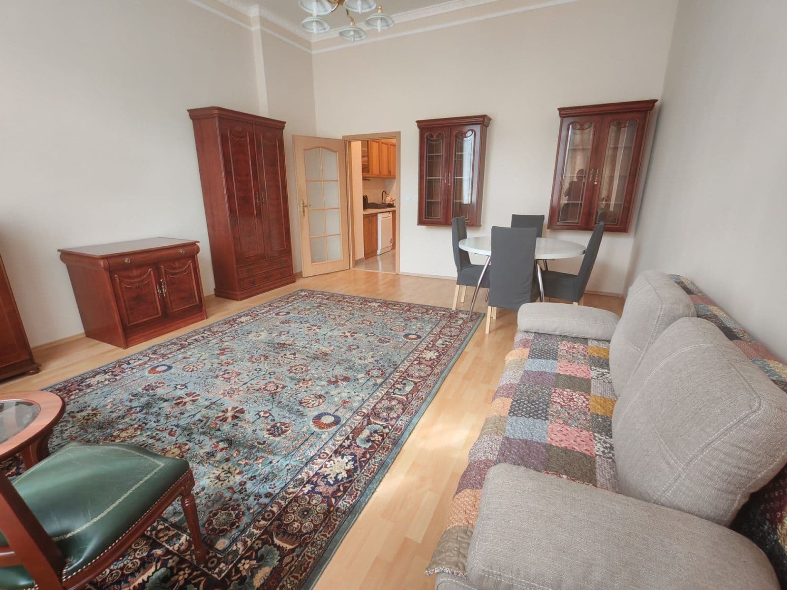 Pronájem bytu 2+1 50 m², Luční vrch, Karlovy Vary, Karlovarský kraj Pronájem bytu 2+1 50 m², Luční vrch, Karlovy Vary, Karlovarský kraj