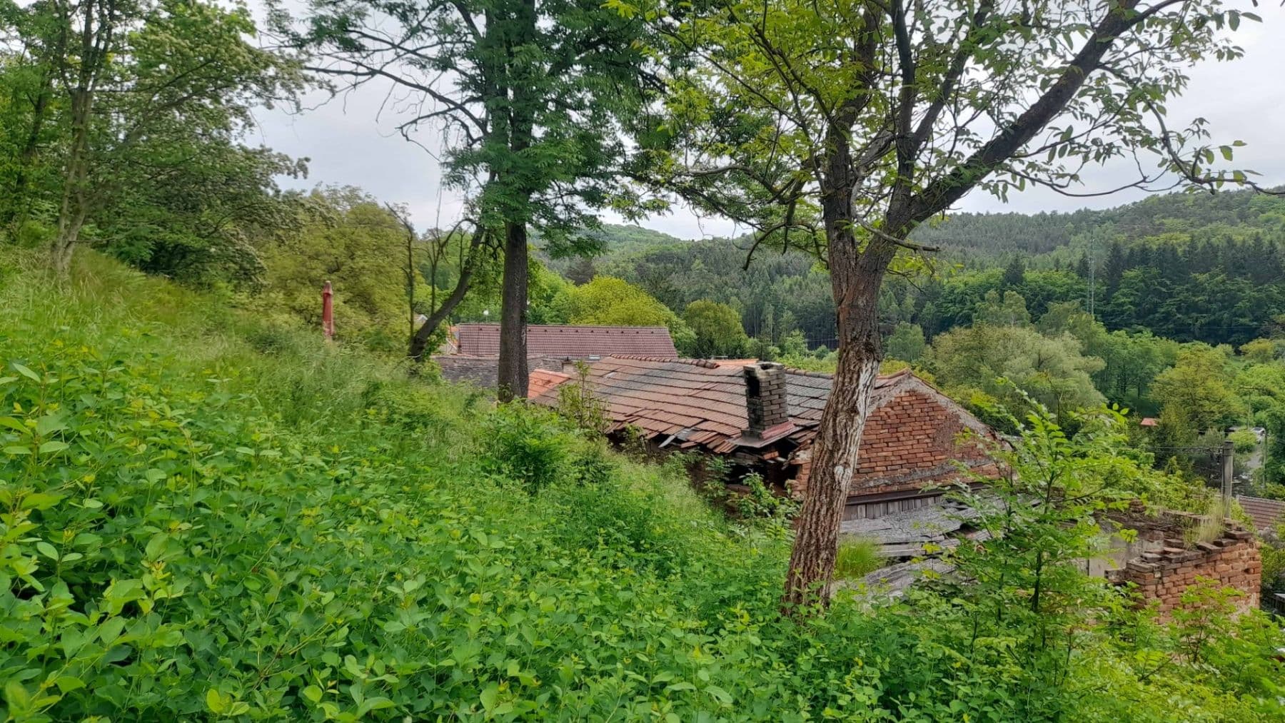 Prodej pozemku 227 m², Na Stráni, Krušovice, Středočeský kraj Prodej pozemku 227 m², Na Stráni, Krušovice, Středočeský kraj
