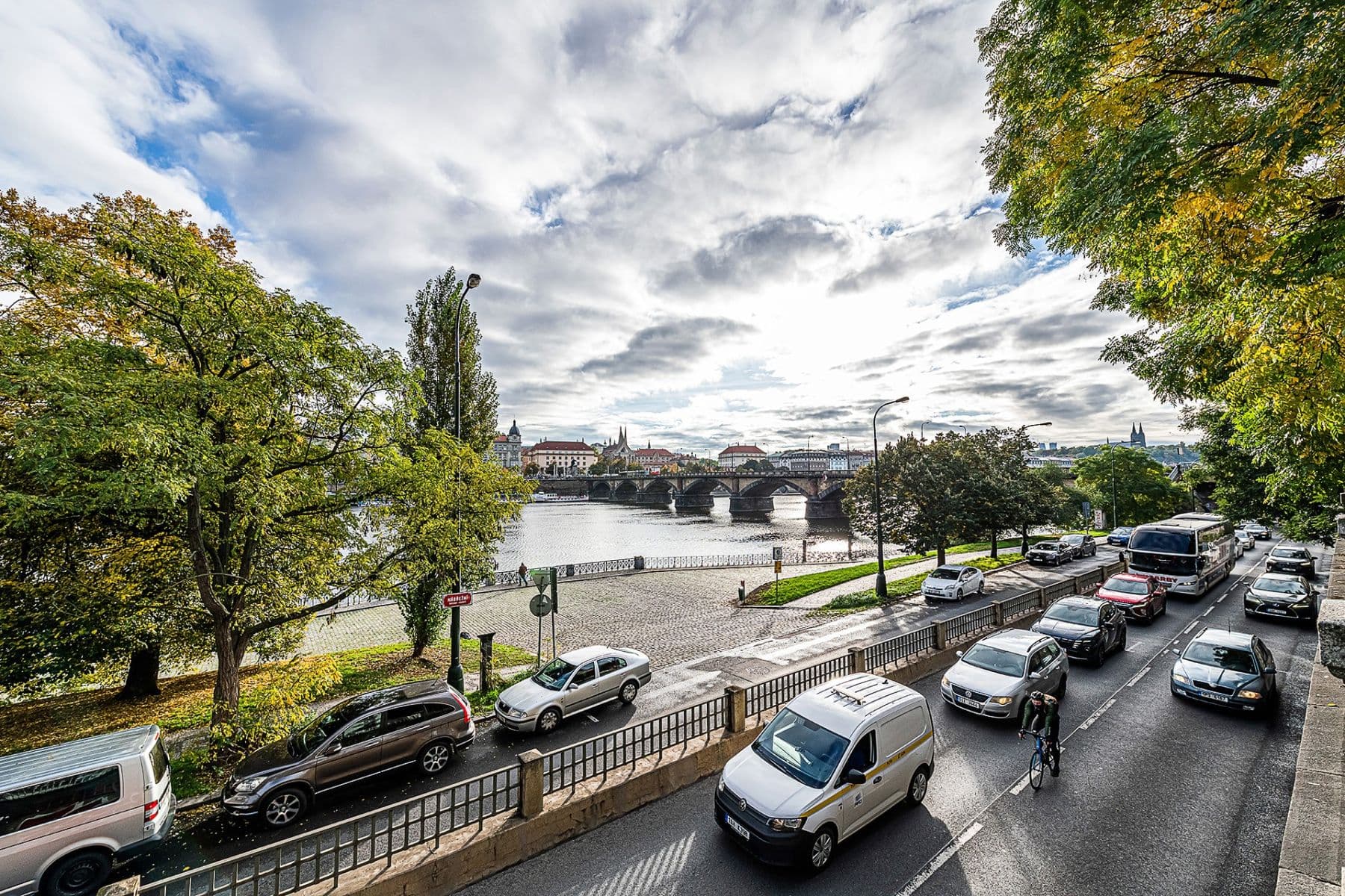 Prodej bytu 3+kk 85 m², Hořejší nábřeží, Praha, Praha Prodej bytu 3+kk 85 m², Hořejší nábřeží, Praha, Praha