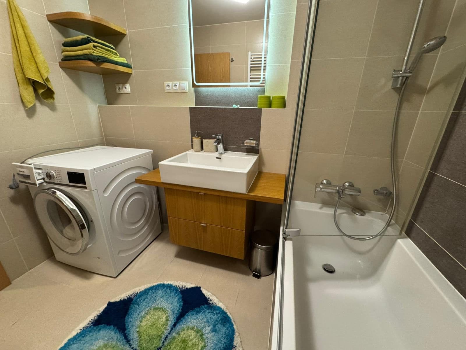 Pronájem bytu 2+kk 59 m², V Mezihoří, Praha, Praha Pronájem bytu 2+kk 59 m², V Mezihoří, Praha, Praha