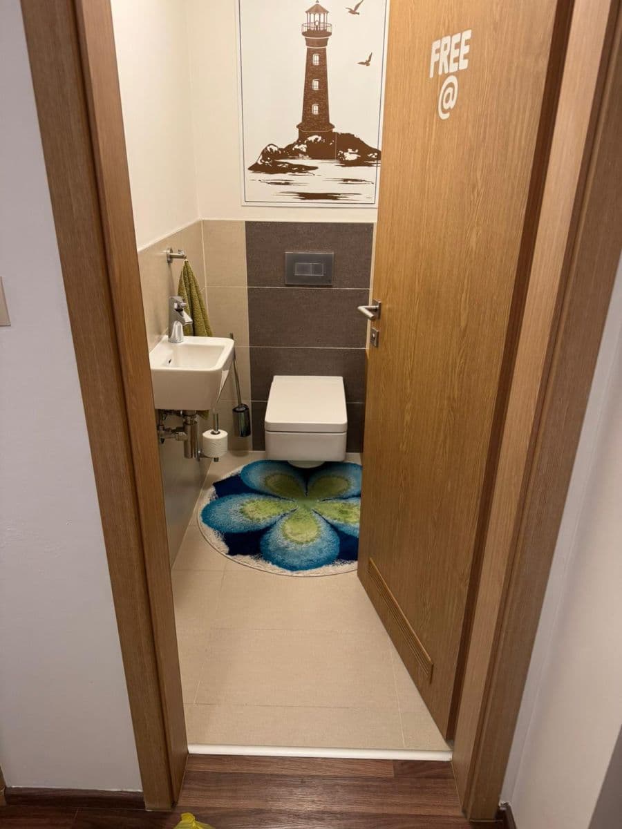 Pronájem bytu 2+kk 59 m², V Mezihoří, Praha, Praha Pronájem bytu 2+kk 59 m², V Mezihoří, Praha, Praha