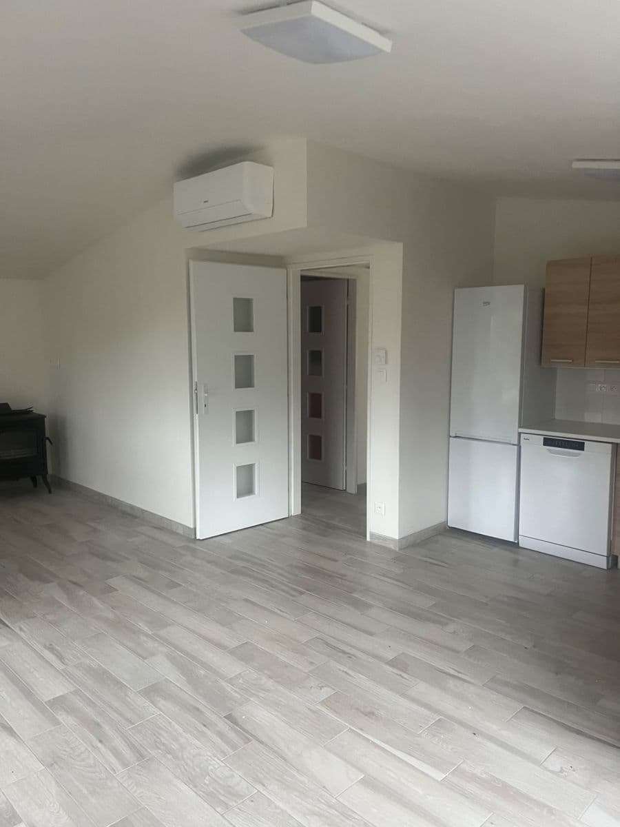 Pronájem bytu 3+kk 80 m², Na Baních, Praha, Praha Pronájem bytu 3+kk 80 m², Na Baních, Praha, Praha