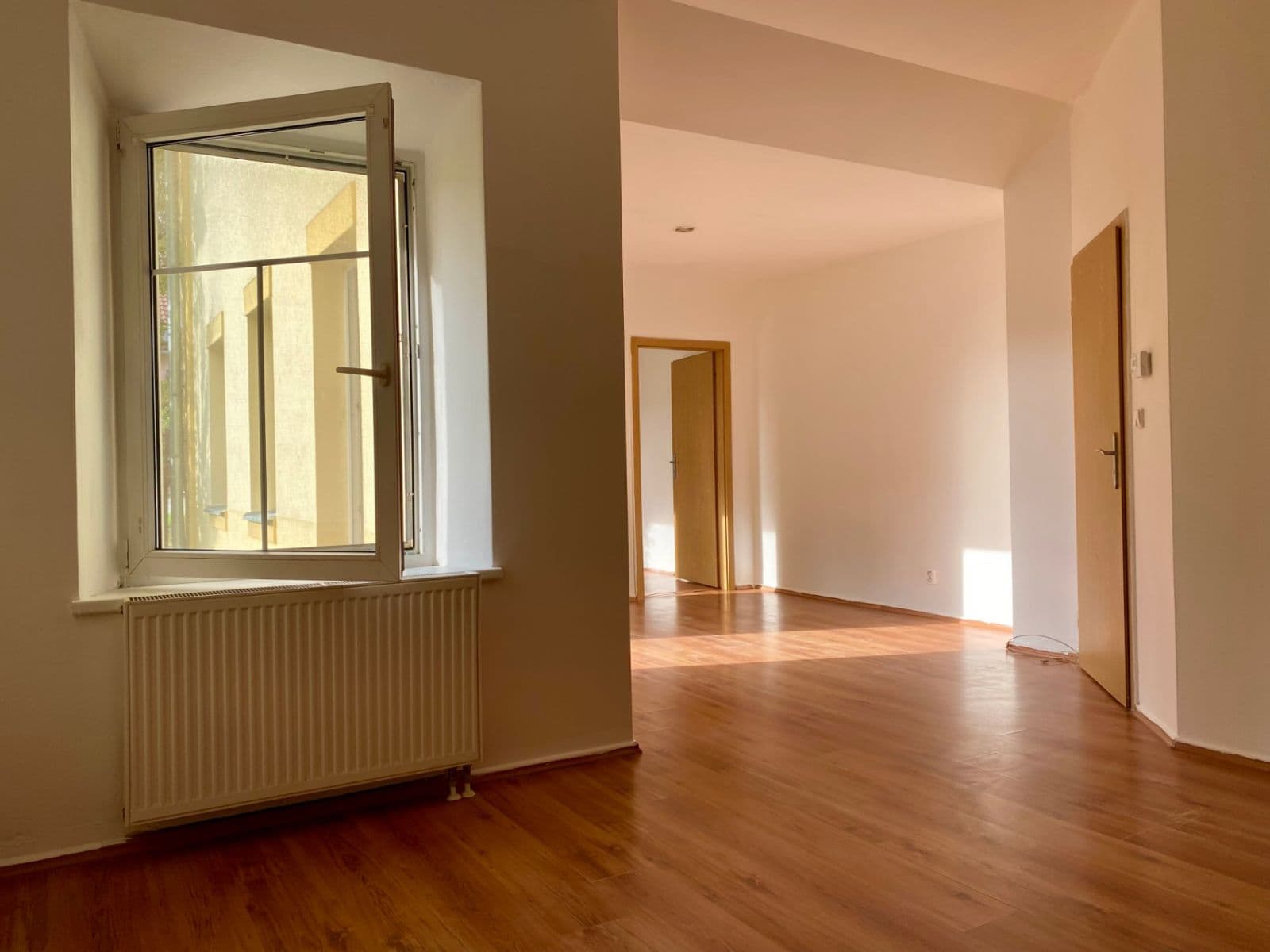 Prodej bytu 2+kk 60 m², Rakouská, Milovice, Středočeský kraj Prodej bytu 2+kk 60 m², Rakouská, Milovice, Středočeský kraj