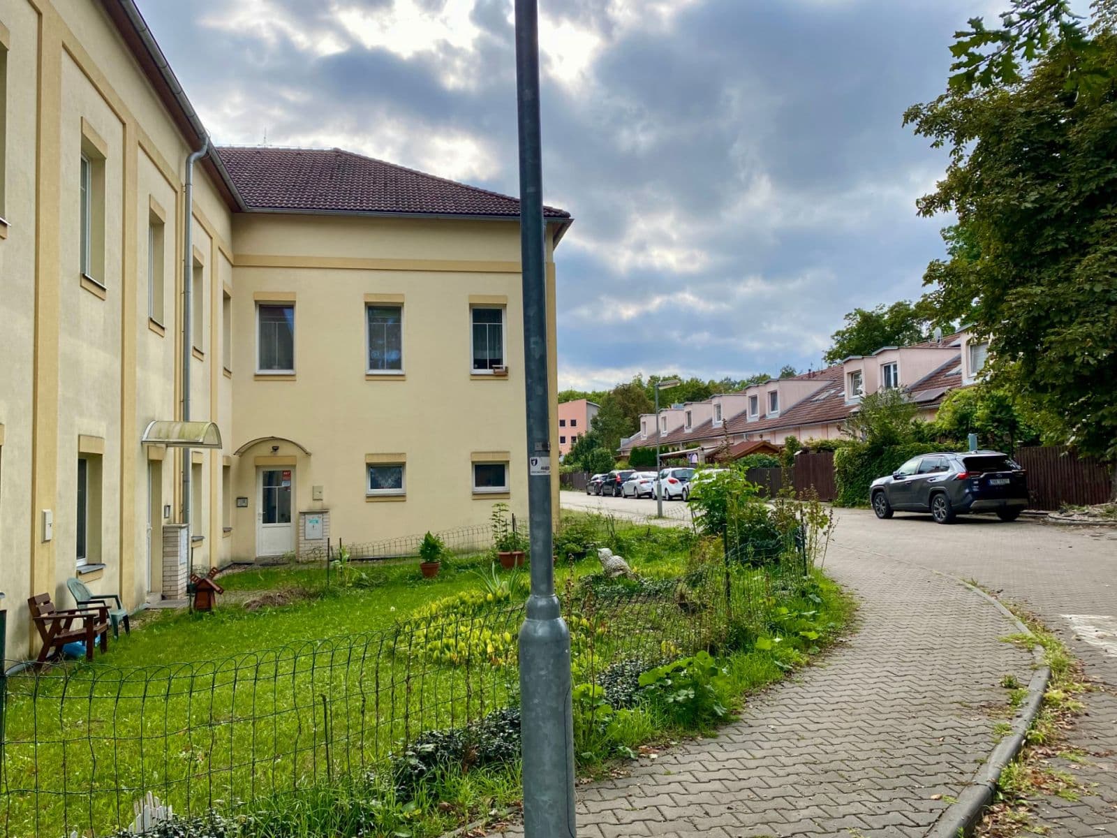 Prodej bytu 2+kk 60 m², Rakouská, Milovice, Středočeský kraj Prodej bytu 2+kk 60 m², Rakouská, Milovice, Středočeský kraj