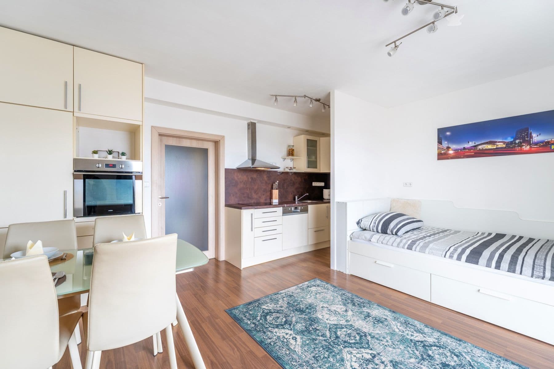 Prodej bytu 1+kk 37 m², Holubice, Jihomoravský kraj Prodej bytu 1+kk 37 m², Holubice, Jihomoravský kraj