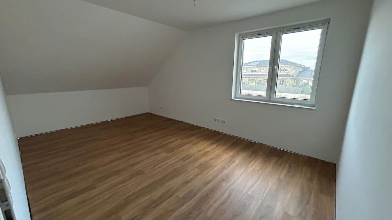 Pronájem domu 122 m², pozemek 415 m², Leiferde, Dolní Sasko Pronájem domu 122 m², pozemek 415 m², Leiferde, Dolní Sasko