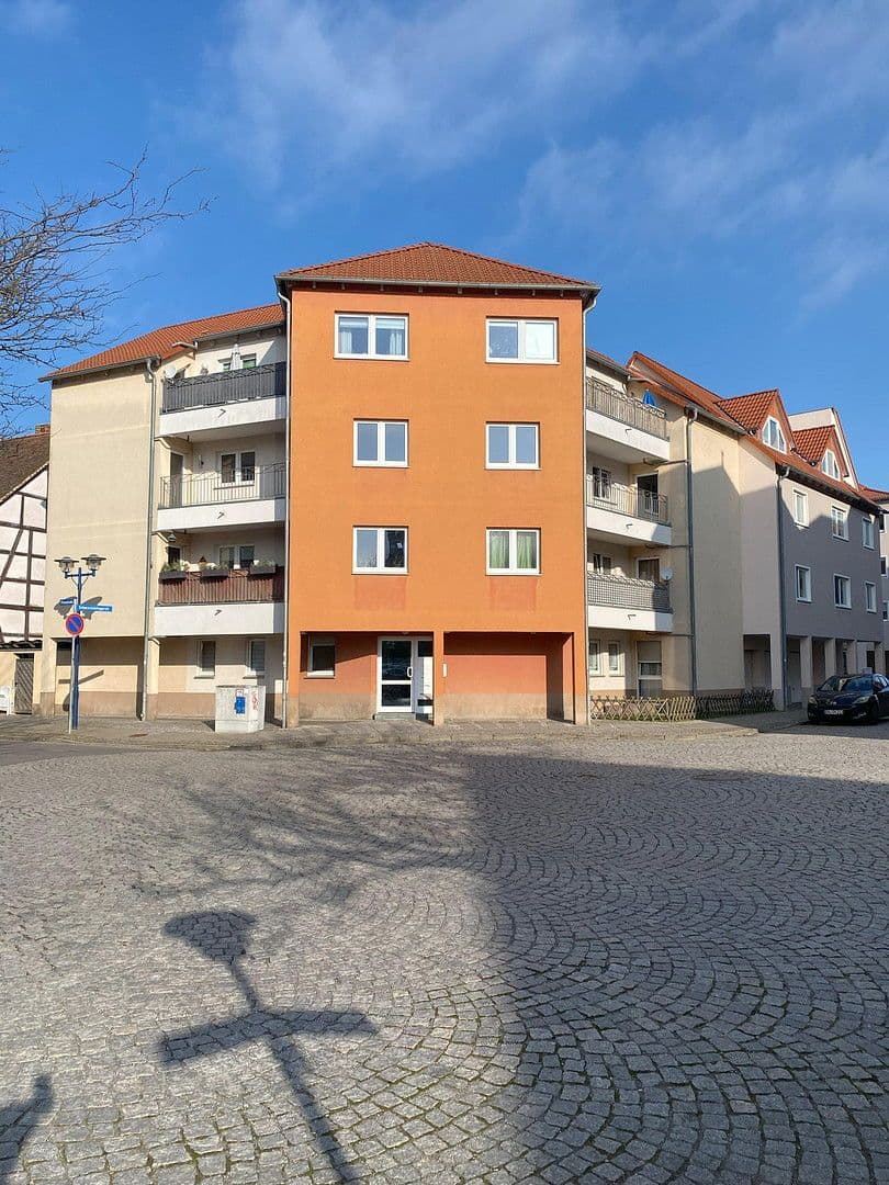 Pronájem bytu 3+1 85 m², Steinstraße 51, Schönebeck (Elbe), Sasko-Anhaltsko Pronájem bytu 3+1 85 m², Steinstraße 51, Schönebeck (Elbe), Sasko-Anhaltsko