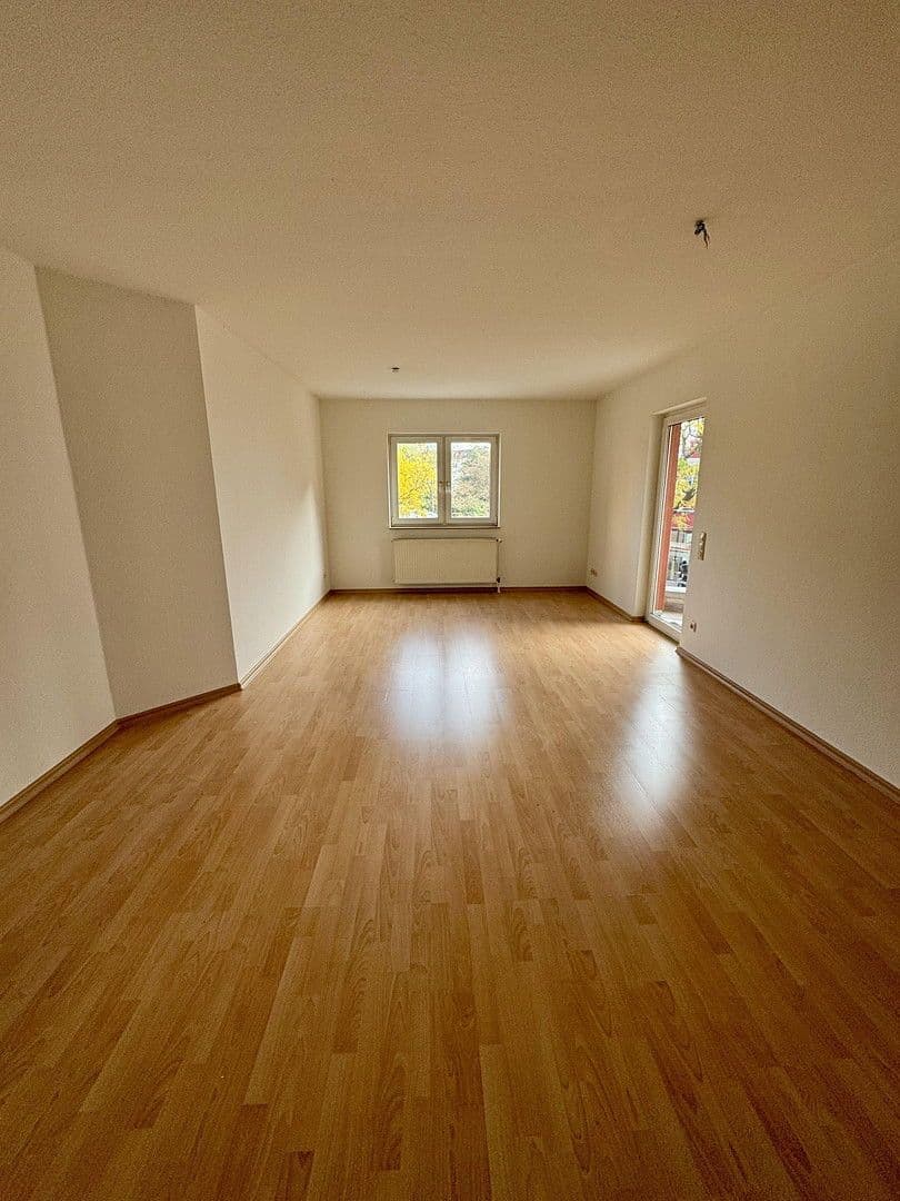 Pronájem bytu 3+1 85 m², Steinstraße 51, Schönebeck (Elbe), Sasko-Anhaltsko Pronájem bytu 3+1 85 m², Steinstraße 51, Schönebeck (Elbe), Sasko-Anhaltsko