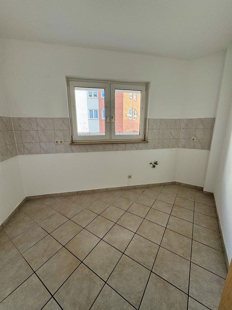 Pronájem bytu 3+1 65 m², Steinstraße 51, Schönebeck (Elbe), Sasko-Anhaltsko Pronájem bytu 3+1 65 m², Steinstraße 51, Schönebeck (Elbe), Sasko-Anhaltsko