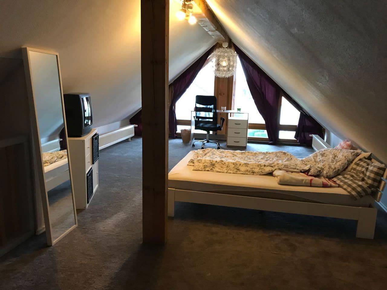 Prodej domu 256 m², pozemek 865 m², Vechelde, Dolní Sasko Prodej domu 256 m², pozemek 865 m², Vechelde, Dolní Sasko