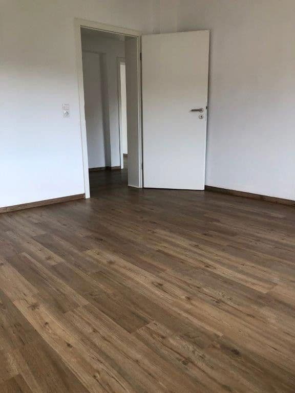Prodej domu 218 m², pozemek 1.691 m², Hausen (Wied), Porýní-Falc Prodej domu 218 m², pozemek 1.691 m², Hausen (Wied), Porýní-Falc