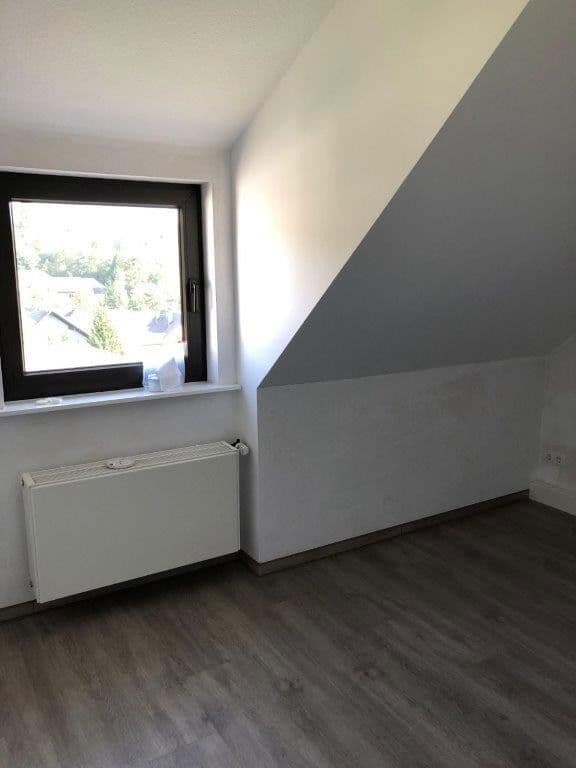 Prodej domu 218 m², pozemek 1.691 m², Hausen (Wied), Porýní-Falc Prodej domu 218 m², pozemek 1.691 m², Hausen (Wied), Porýní-Falc