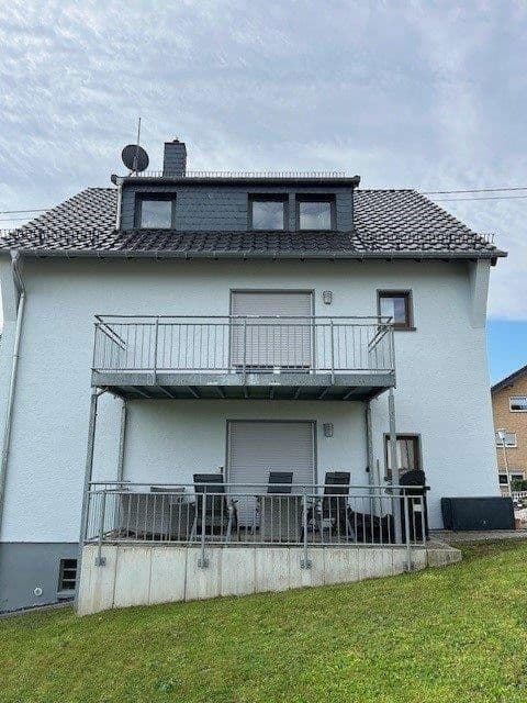 Prodej domu 218 m², pozemek 1.691 m², Hausen (Wied), Porýní-Falc Prodej domu 218 m², pozemek 1.691 m², Hausen (Wied), Porýní-Falc