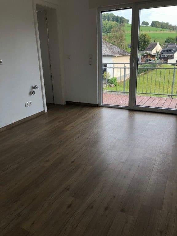 Prodej domu 218 m², pozemek 1.691 m², Hausen (Wied), Porýní-Falc Prodej domu 218 m², pozemek 1.691 m², Hausen (Wied), Porýní-Falc