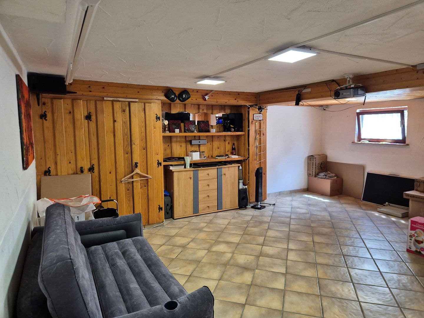 Prodej domu 260 m², pozemek 545 m², Hirschhorn, Hessen Prodej domu 260 m², pozemek 545 m², Hirschhorn, Hessen