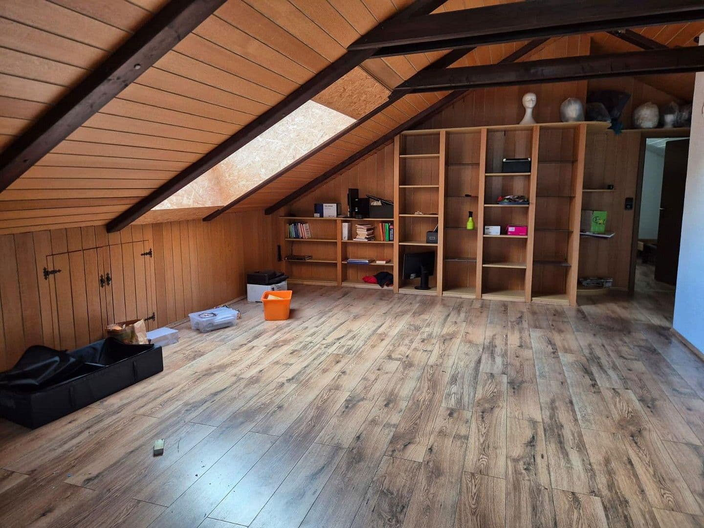 Prodej domu 260 m², pozemek 545 m², Hirschhorn, Hessen Prodej domu 260 m², pozemek 545 m², Hirschhorn, Hessen