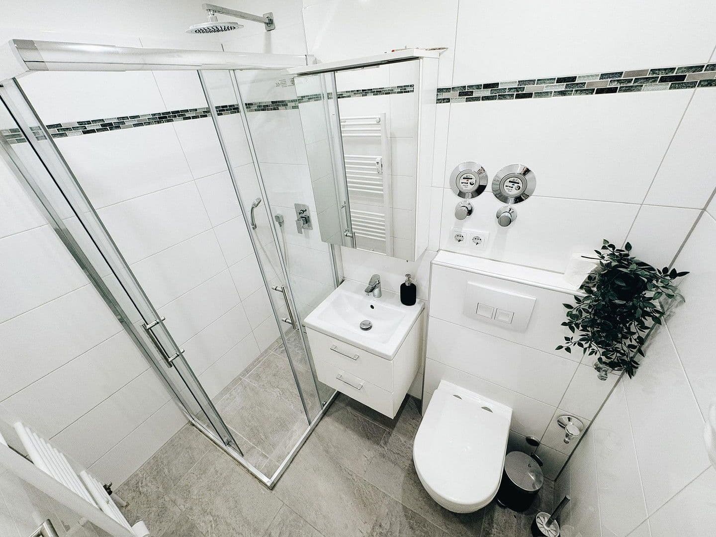 Pronájem bytu  55 m², Landshuter Alle 79, München, Bavorsko Pronájem bytu  55 m², Landshuter Alle 79, München, Bavorsko