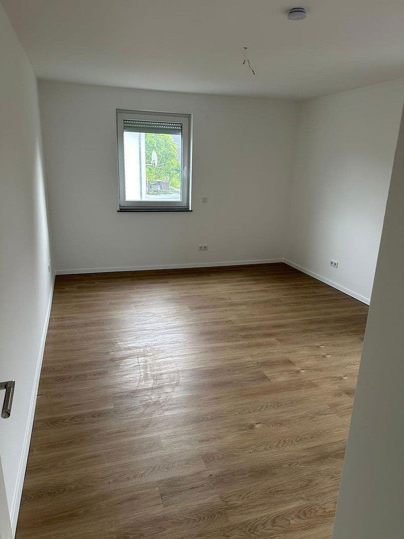 Pronájem bytu 3+1 104 m², Bad Lippspringer Str. 24, Paderborn, Severní Porýní-Vestfálsko Pronájem bytu 3+1 104 m², Bad Lippspringer Str. 24, Paderborn, Severní Porýní-Vestfálsko