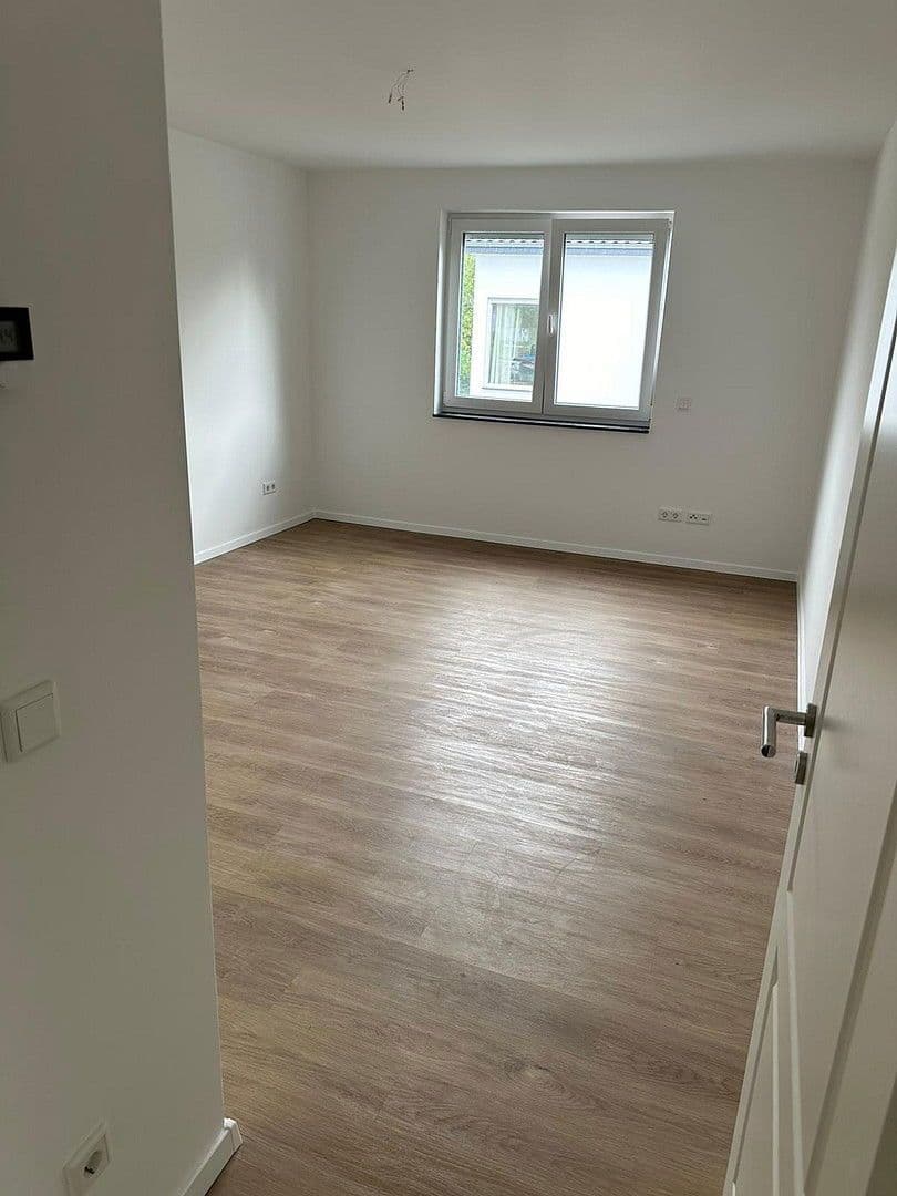 Pronájem bytu 3+1 104 m², Bad Lippspringer Str. 24, Paderborn, Severní Porýní-Vestfálsko Pronájem bytu 3+1 104 m², Bad Lippspringer Str. 24, Paderborn, Severní Porýní-Vestfálsko