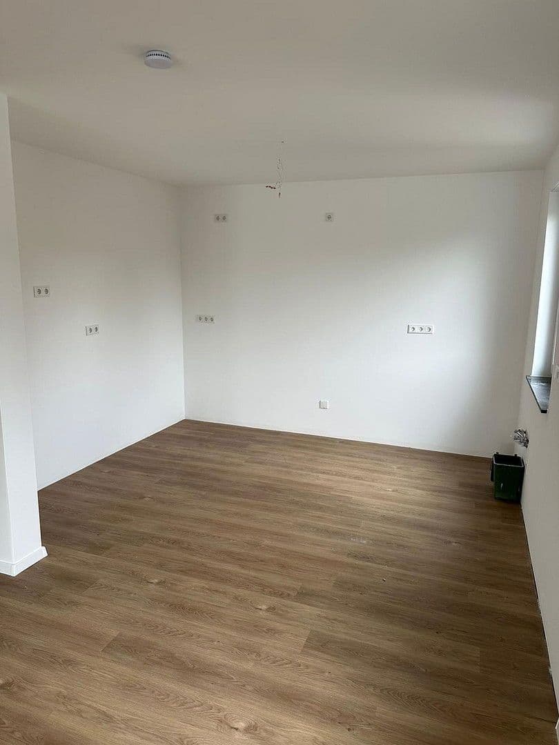 Pronájem bytu 3+1 104 m², Bad Lippspringer Str. 24, Paderborn, Severní Porýní-Vestfálsko Pronájem bytu 3+1 104 m², Bad Lippspringer Str. 24, Paderborn, Severní Porýní-Vestfálsko